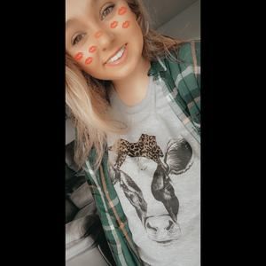 Meet your Posher, Alexis